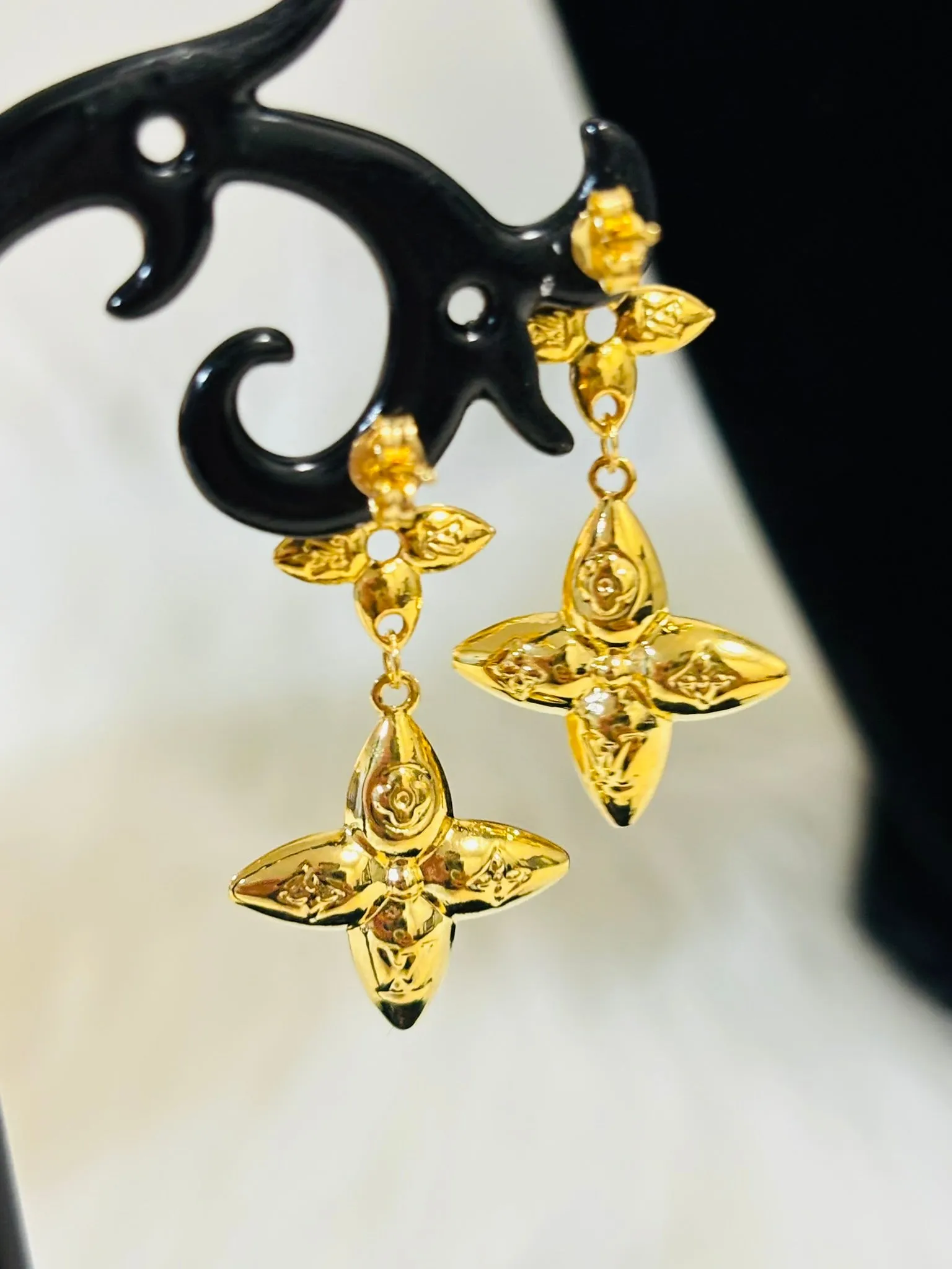 18K Gold Blossom Earrings Dangling