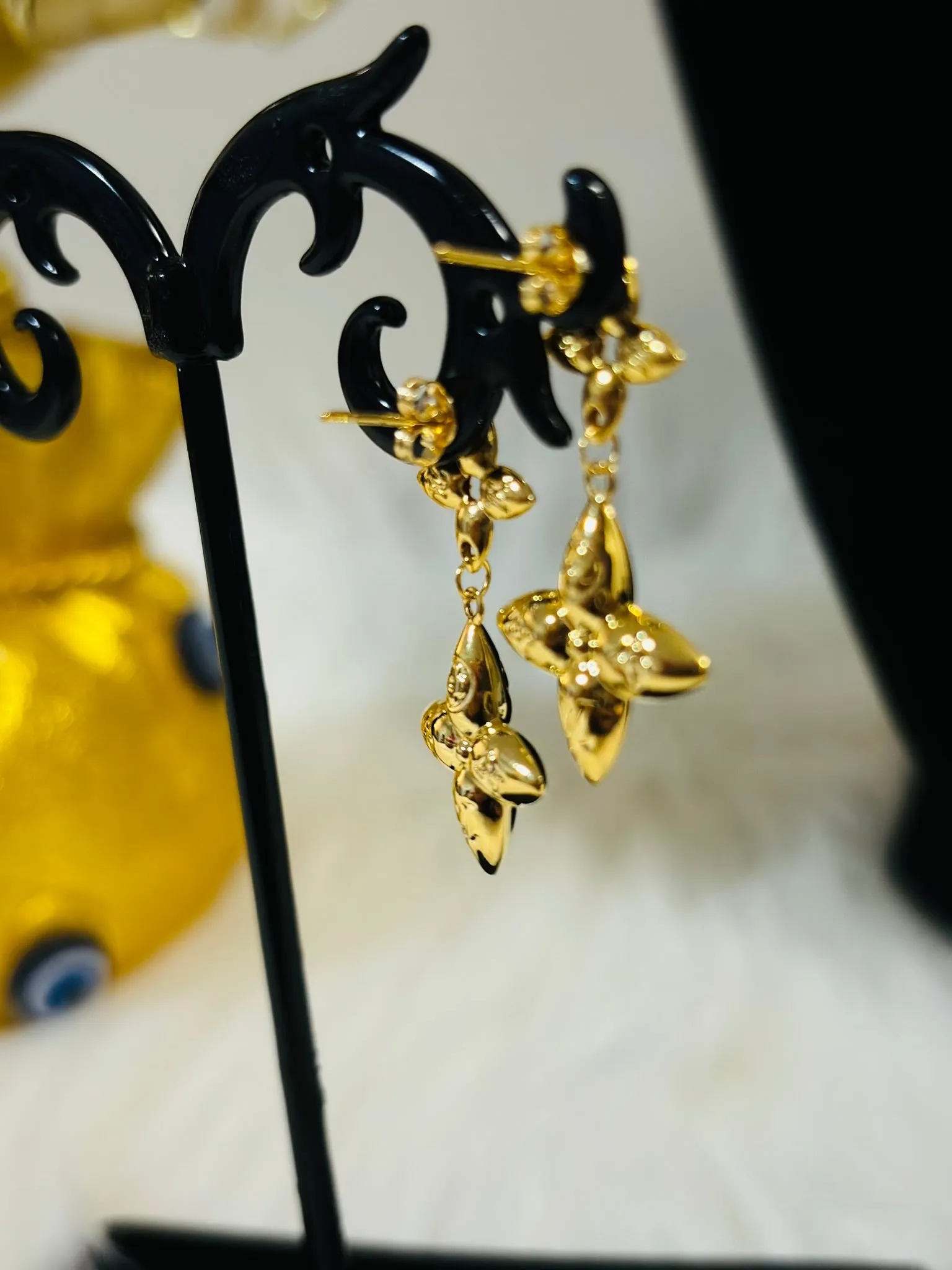 18K Gold Blossom Earrings Dangling