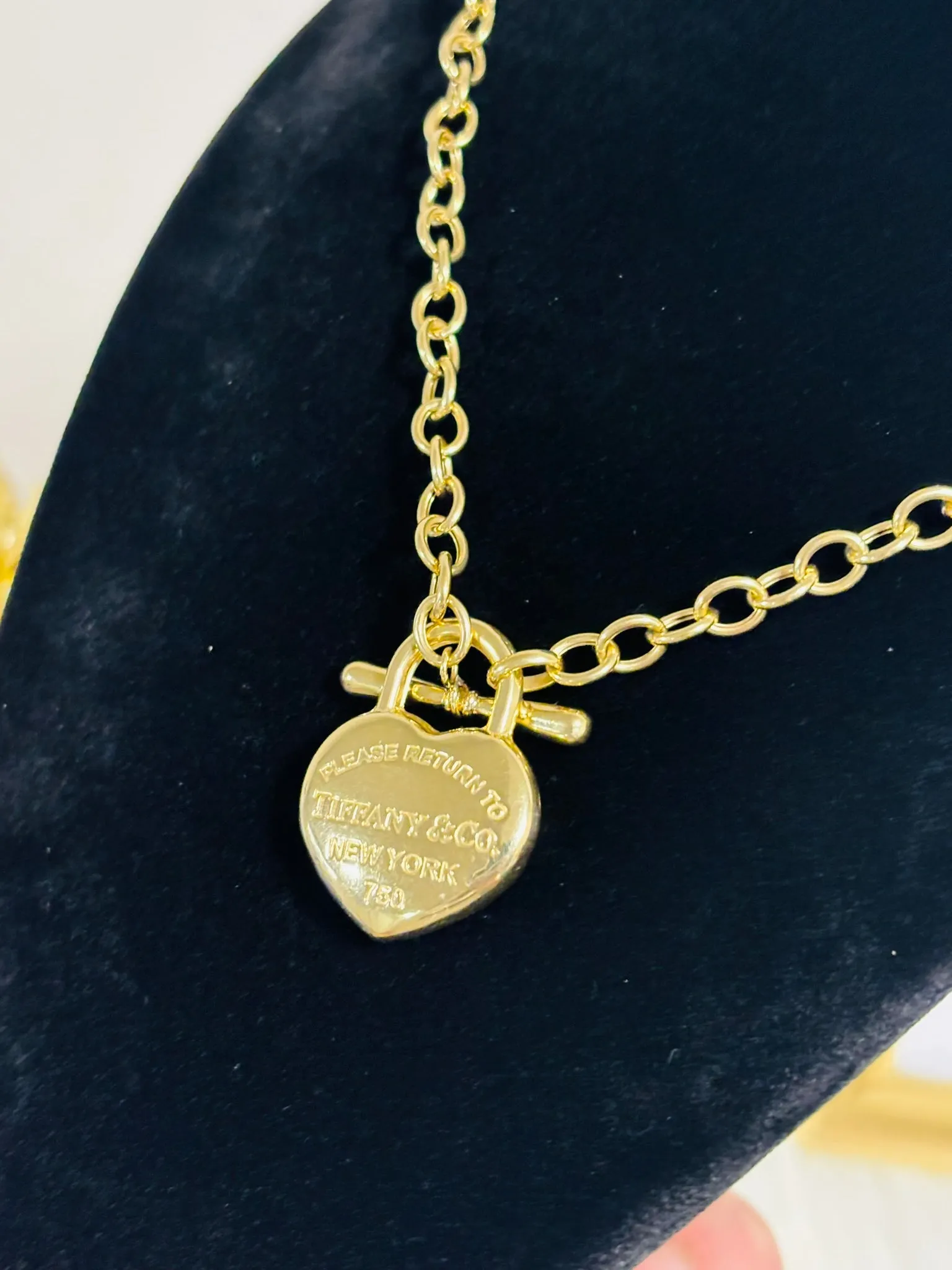 18K Gold Necklace with Heart Charm