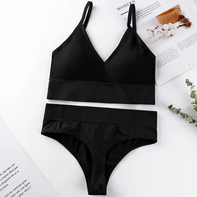 Women Seamless Bra Set Sexy Thong Low Waist Panties Wire Free Bra Bralette Lingerie Brassiere Cotton Female Underwear Set